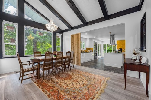 4621 Caulfeild Drive, West Vancouver, BC 