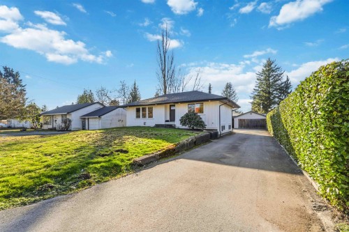 11953 221 Street  Maple Ridge, BC V2X 5S9