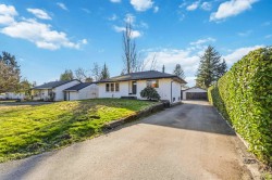 11953 221 Street  Maple Ridge, BC V2X 5S9