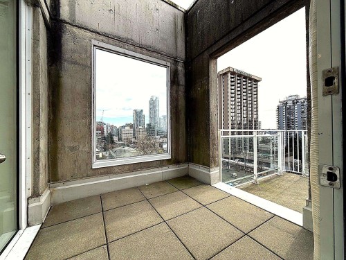 802-1150 Bute Street, Vancouver, BC 