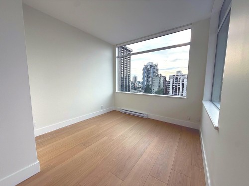 802-1150 Bute Street, Vancouver, BC 