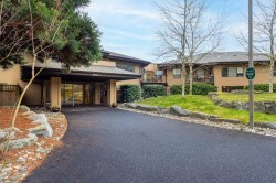 310-5855 Cowrie Street  Sechelt, BC V7Z 0K1