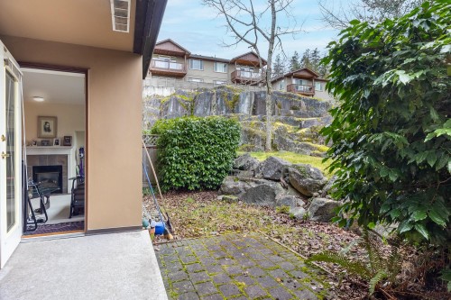 310-5855 Cowrie Street, Sechelt, BC 