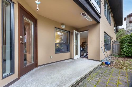 310-5855 Cowrie Street, Sechelt, BC 