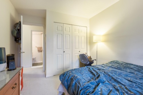 310-5855 Cowrie Street, Sechelt, BC 