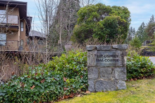 310-5855 Cowrie Street, Sechelt, BC 