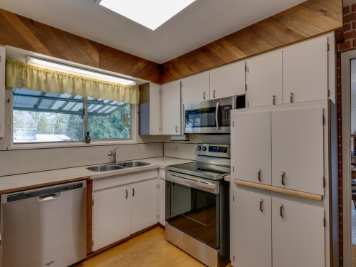 865 Burley Drive, West Vancouver, BC 