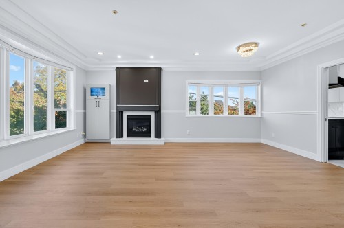 392 63Rd Avenue E, Vancouver, BC 