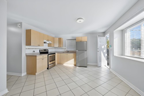 392 63Rd Avenue E, Vancouver, BC 