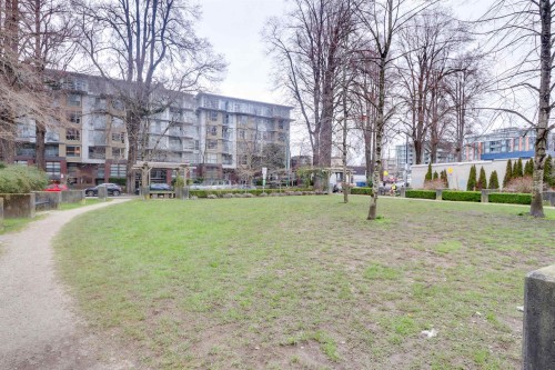 206-2137 10Th Avenue W, Vancouver, BC 