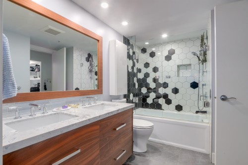 206-2137 10Th Avenue W, Vancouver, BC 