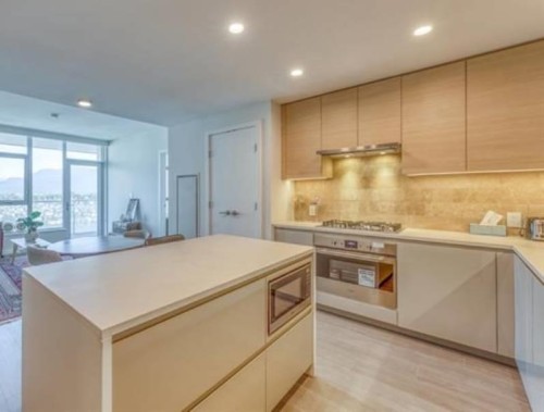 5111-2108 Gilmore Avenue, Burnaby, BC 