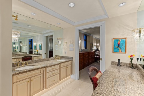 1801-1972 Bellevue Avenue, West Vancouver, BC 