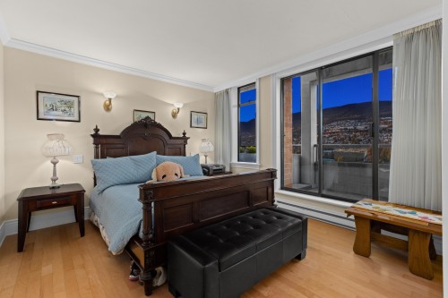 1801-1972 Bellevue Avenue, West Vancouver, BC 