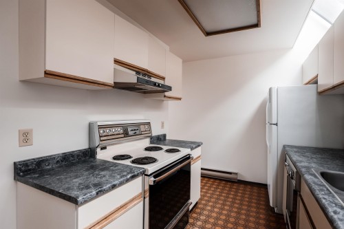 B3-1070 7Th Avenue W, Vancouver, BC 