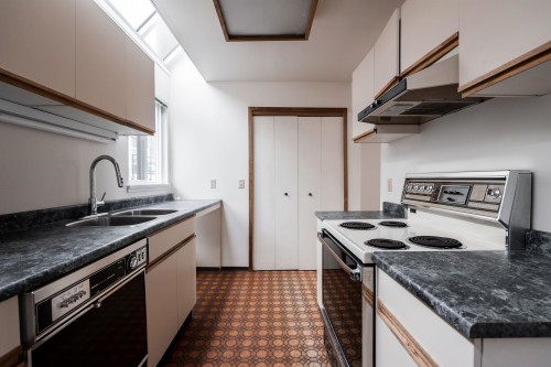 B3-1070 7Th Avenue W, Vancouver, BC 