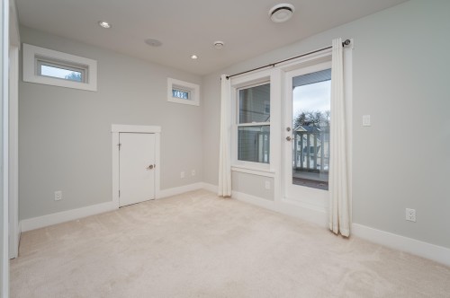 1805 7Th Avenue E, Vancouver, BC 