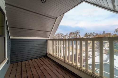 1805 7Th Avenue E, Vancouver, BC 