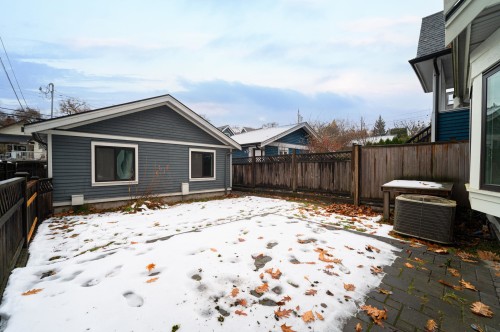 1805 7Th Avenue E, Vancouver, BC 