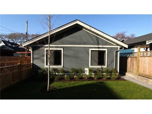 1805 7Th Avenue E, Vancouver, BC 