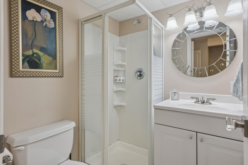 4081 Woodbury Avenue, North Vancouver, BC 