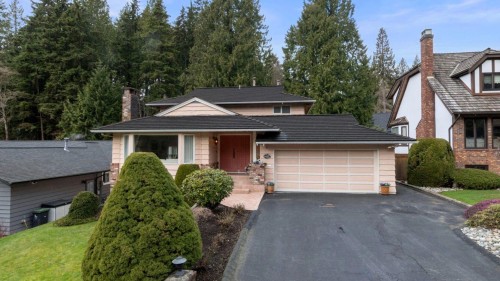 5427 Cliffridge Avenue, North Vancouver, BC 