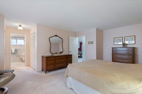 5427 Cliffridge Avenue, North Vancouver, BC 