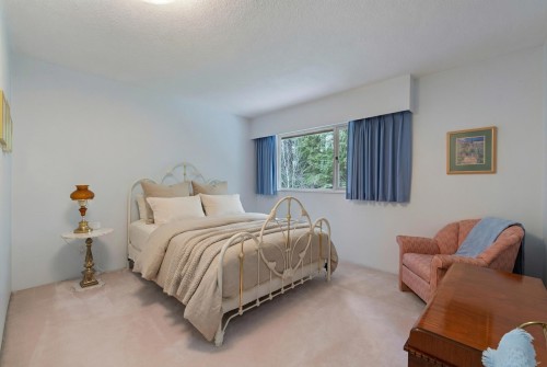 5427 Cliffridge Avenue, North Vancouver, BC 