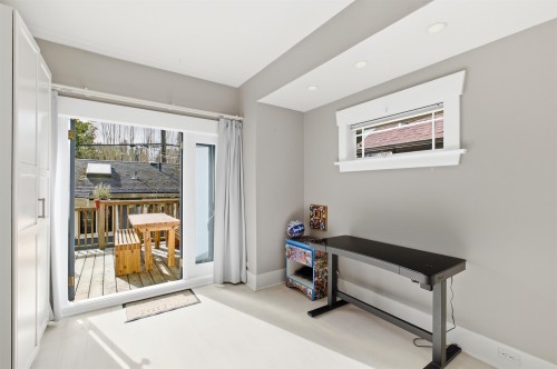 3044 Point Grey Road, Vancouver, BC 