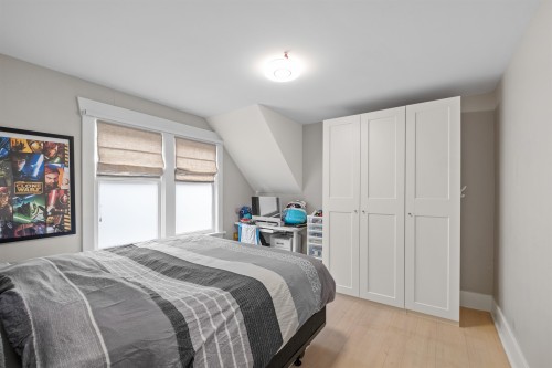 3044 Point Grey Road, Vancouver, BC 