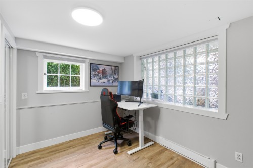 3044 Point Grey Road, Vancouver, BC 