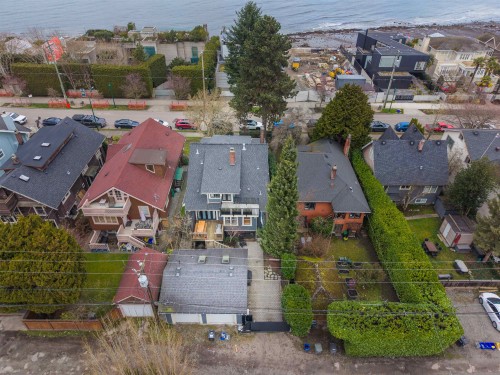 3044 Point Grey Road, Vancouver, BC 