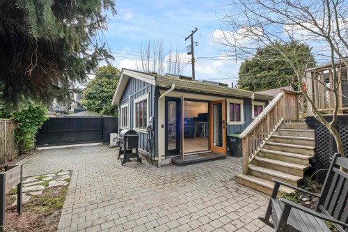 3044 Point Grey Road, Vancouver, BC 