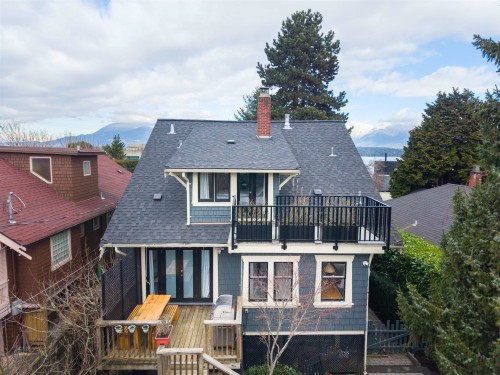 3044 Point Grey Road, Vancouver, BC 