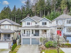 3376 Plateau Boulevard  Coquitlam, BC V3E 3R3