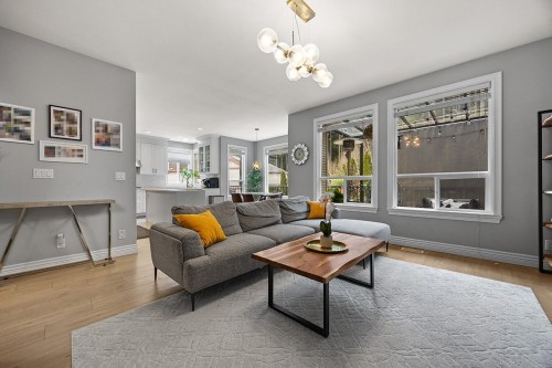 3376 Plateau Boulevard, Coquitlam, BC 