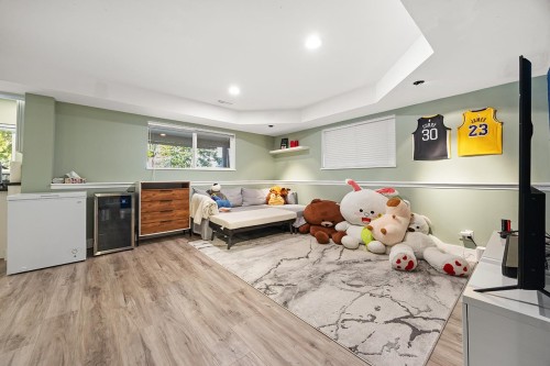 3376 Plateau Boulevard, Coquitlam, BC 