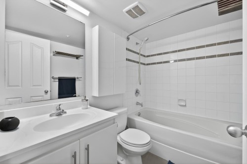 1201-183 Keefer Place, Vancouver, BC 