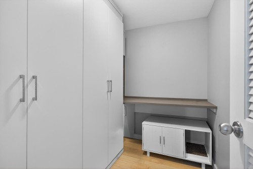 1201-183 Keefer Place, Vancouver, BC 