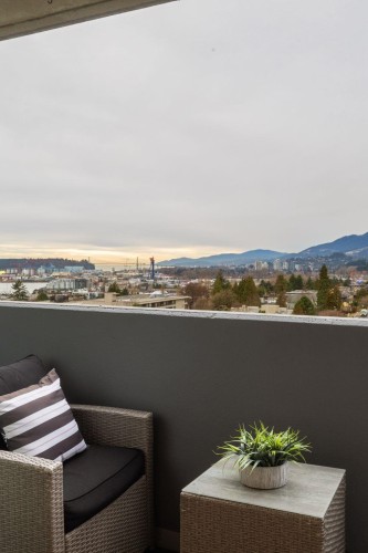 905-110 4Th Street W, North Vancouver, BC 