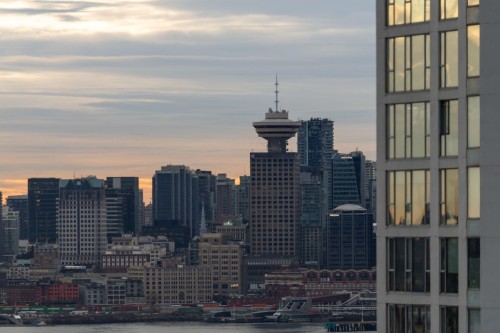 905-110 4Th Street W, North Vancouver, BC 