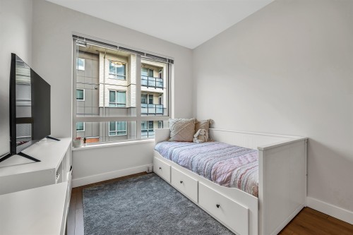 404-2632 Library Lane, North Vancouver, BC 