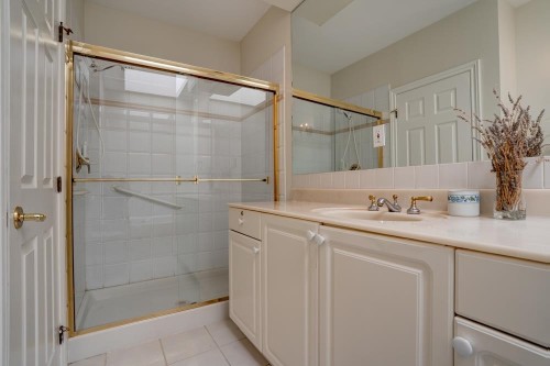 402-3621 26Th Avenue W, Vancouver, BC 