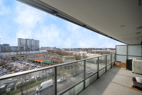 605-8555 Capstan Way, Richmond, BC 