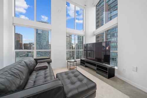 1012-933 Seymour Street, Vancouver, BC 