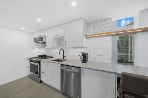 1012-933 Seymour Street, Vancouver, BC 