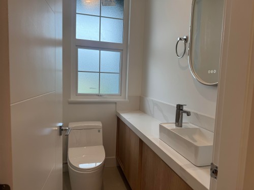 967 52 A Street, Delta, BC 