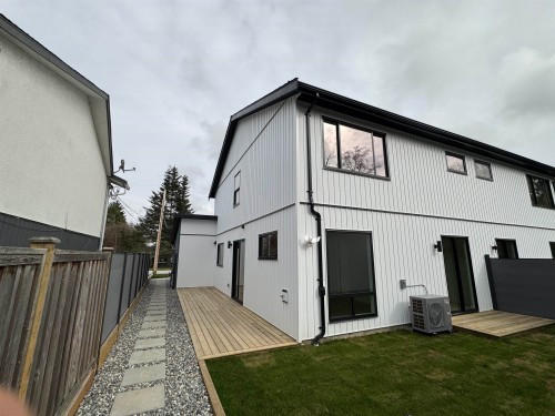 967 52 A Street, Delta, BC 