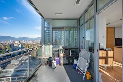 1901-4688 Kingsway, Burnaby, BC 