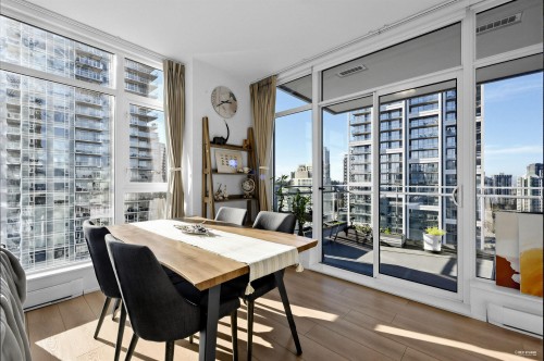 1901-4688 Kingsway, Burnaby, BC 